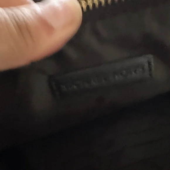 Michael Kors Elegant Black Crossbody Bag - Picture 7 of 13